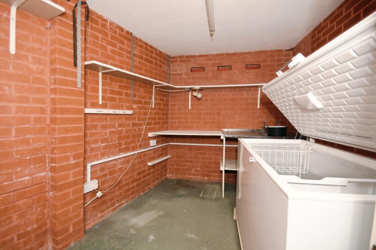 Ashover Road, Inkersall, Chesterfield, S43 3EG