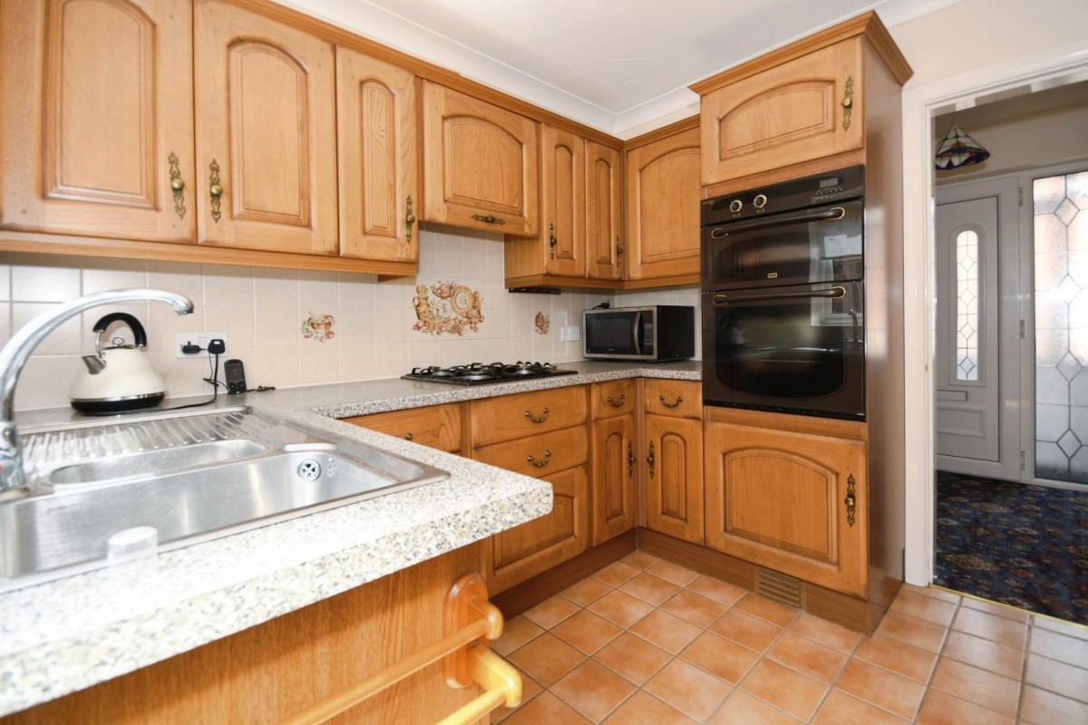 Ashover Road, Inkersall, Chesterfield, S43 3EG