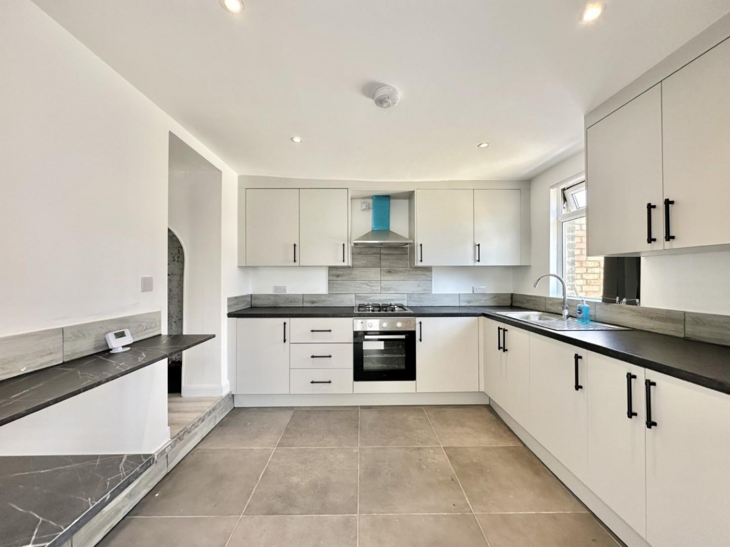 Grosvenor Road, Hanwell, W7 1HP