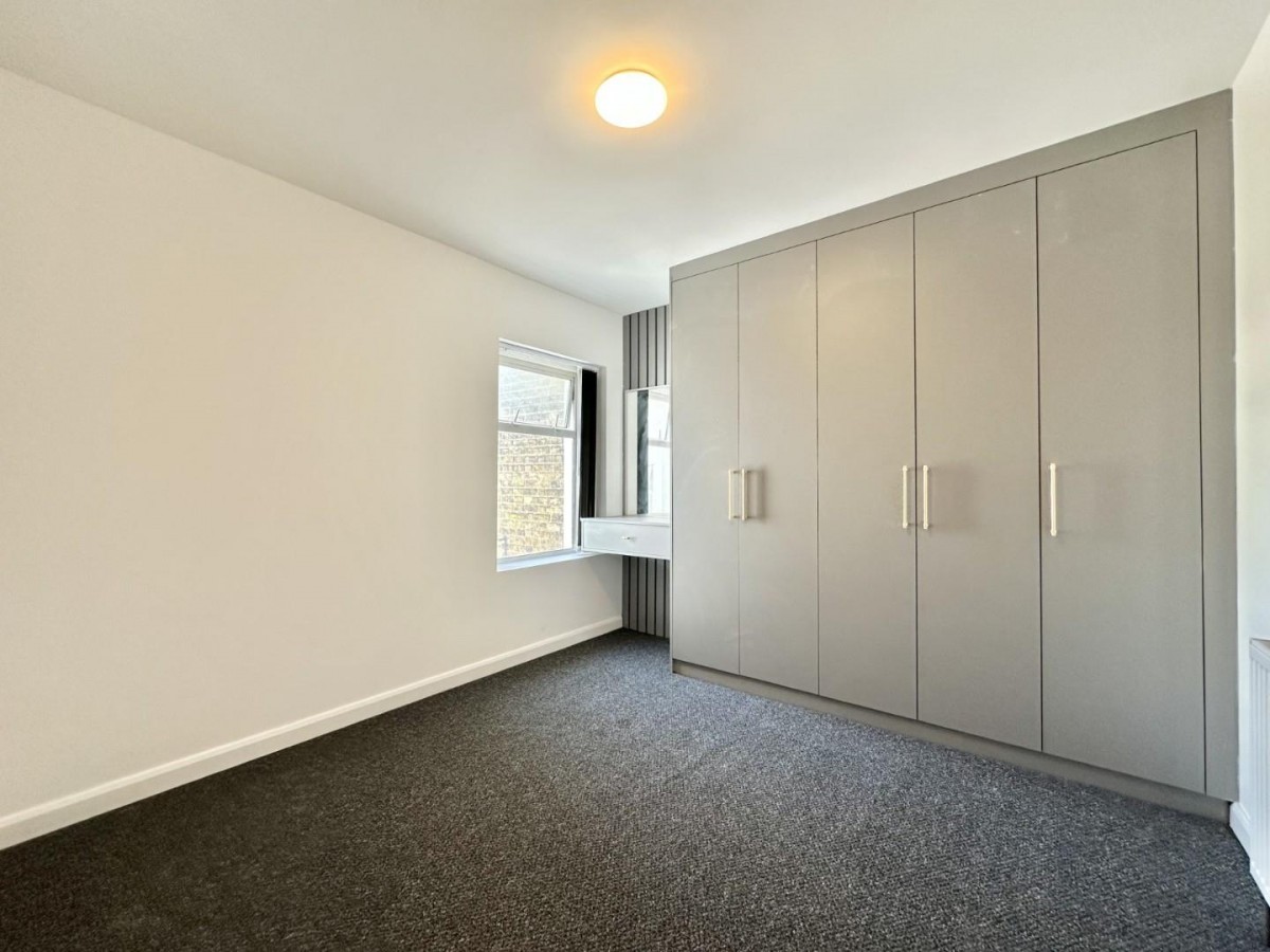 Grosvenor Road, Hanwell, W7 1HP