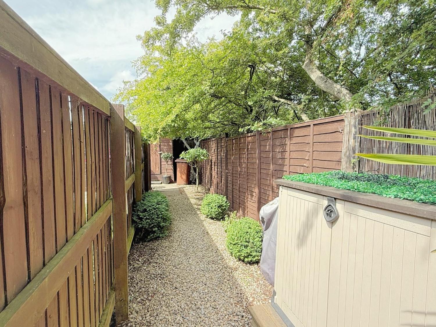 Swinnow Close, Bramley , LS13 4NF