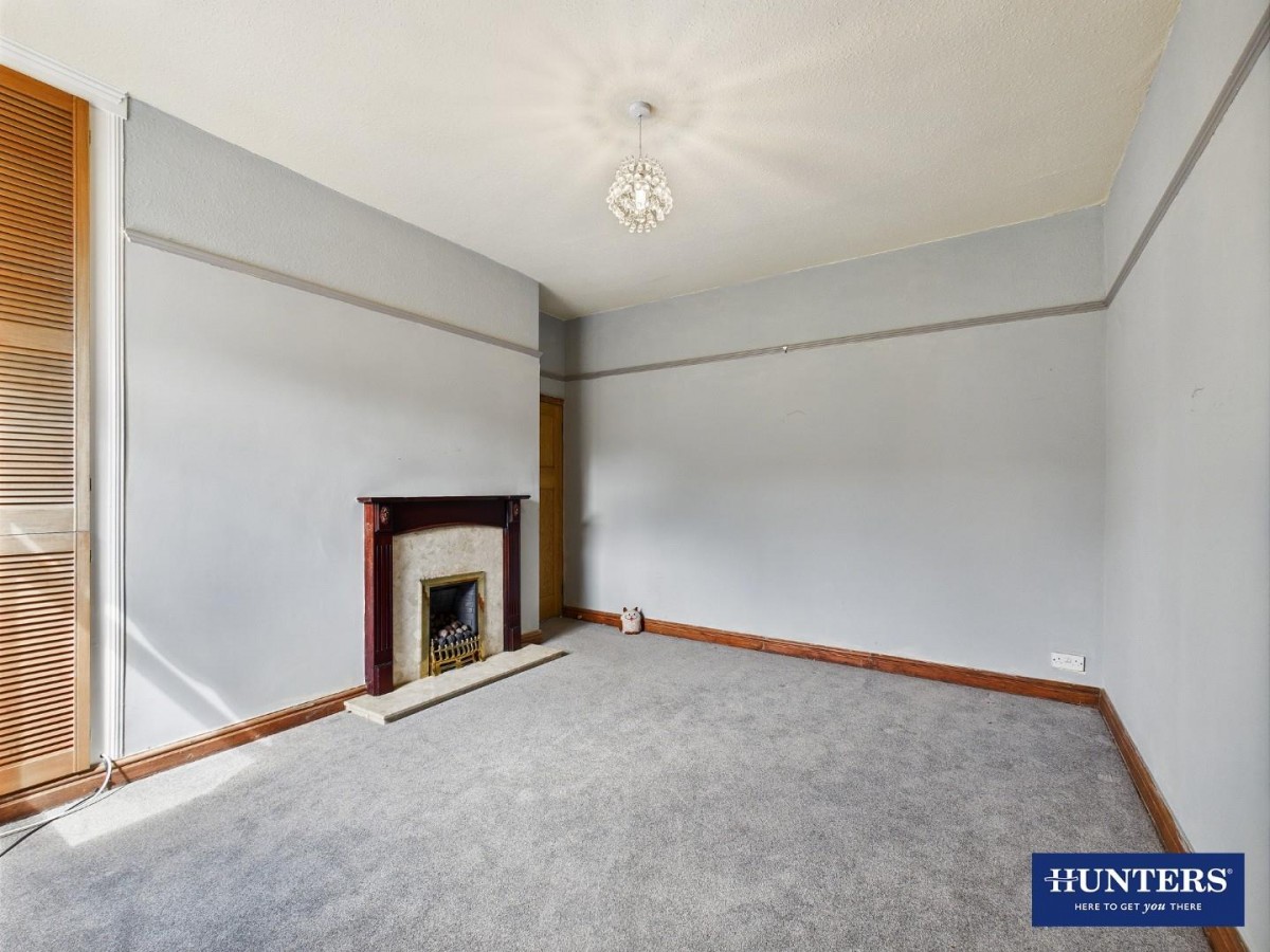 Quebec Avenue, Carlisle, CA2