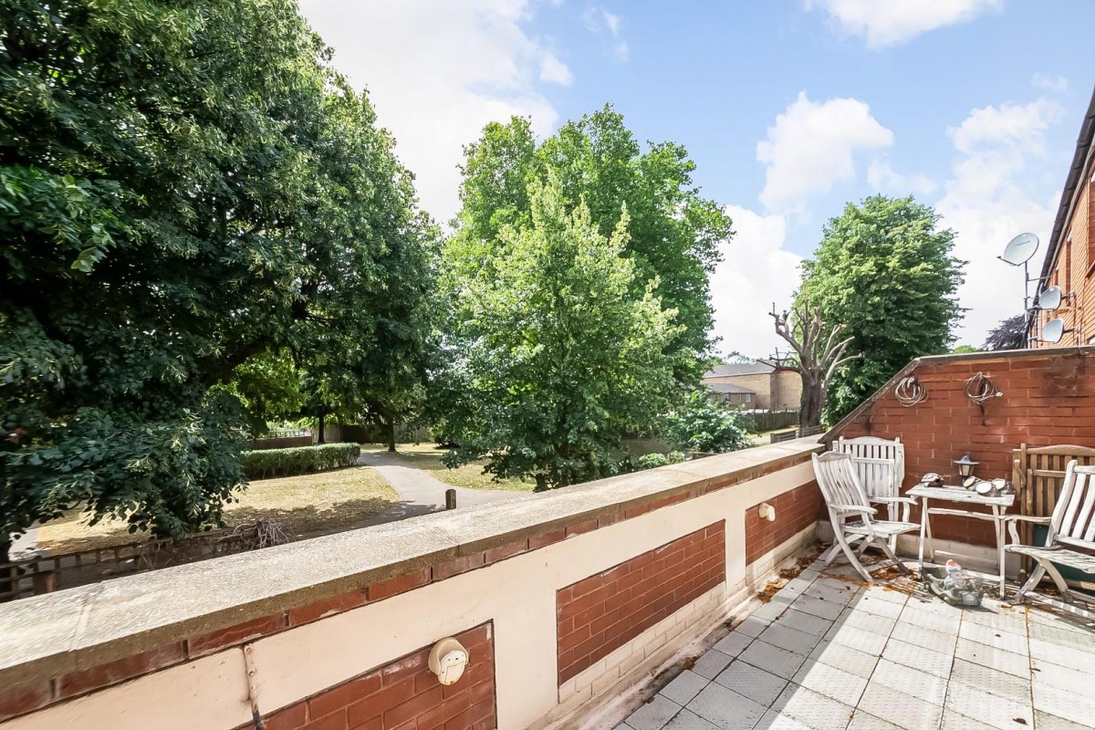 Kimbolton Close, London