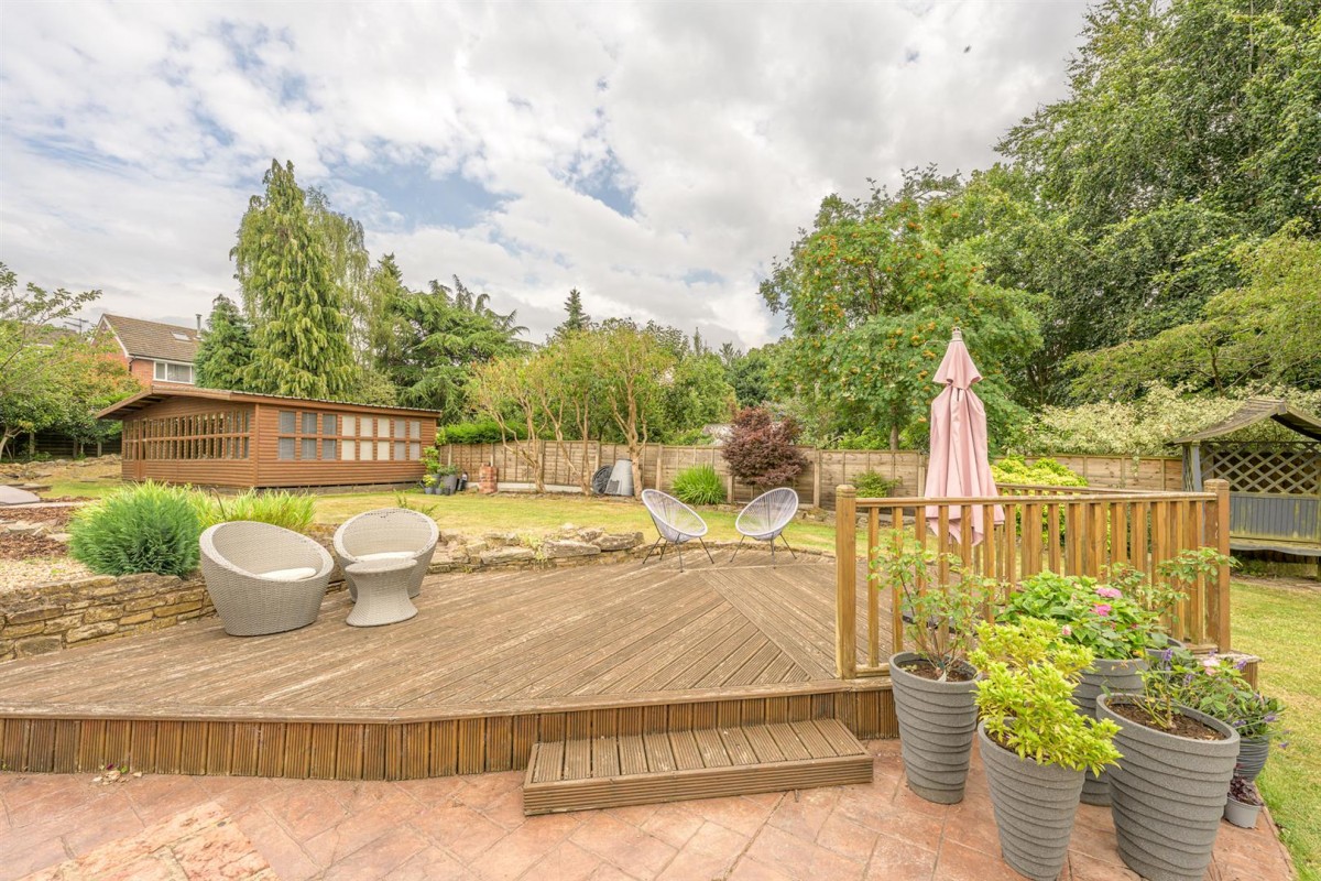 Daycot House, Stream Road, Kingswinford, DY6 9NT