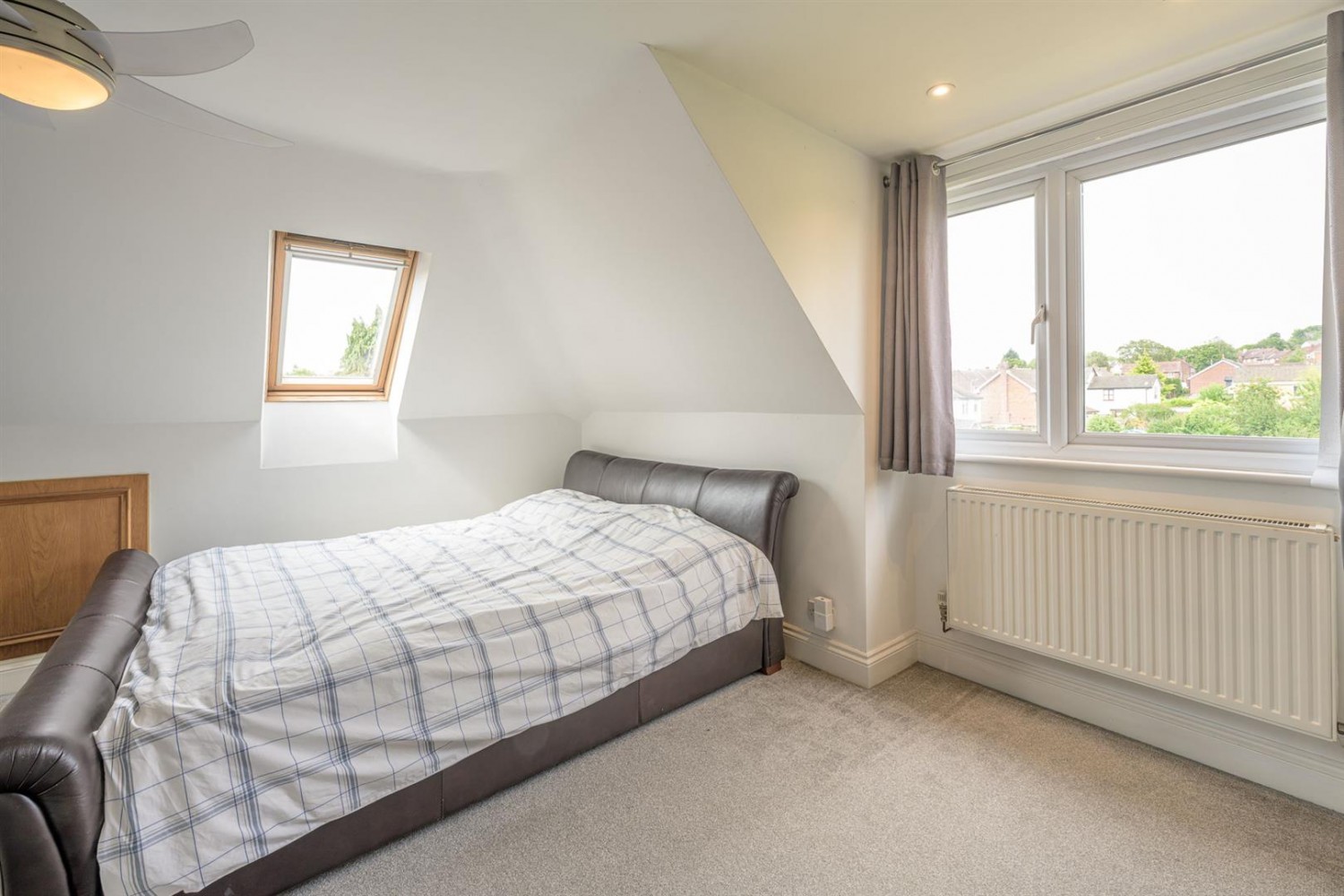 Daycot House, Stream Road, Kingswinford, DY6 9NT