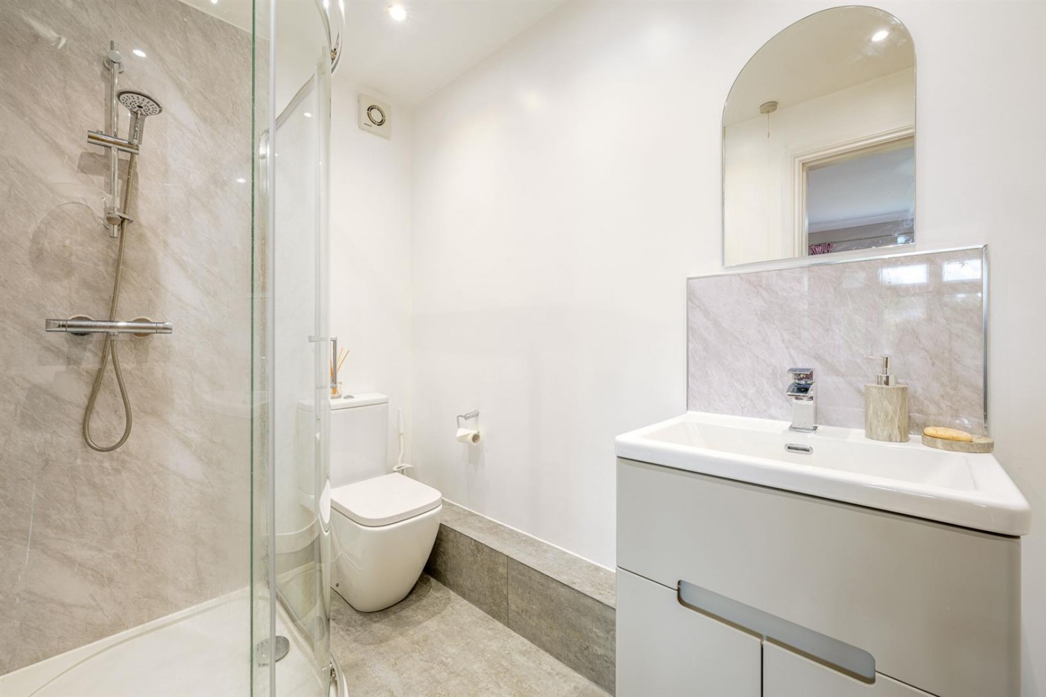 Daycot House, Stream Road, Kingswinford, DY6 9NT