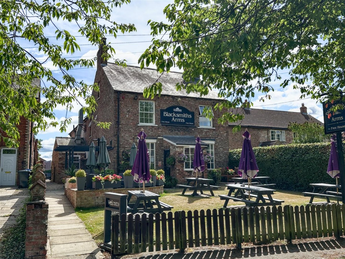 South View, Newton On Ouse