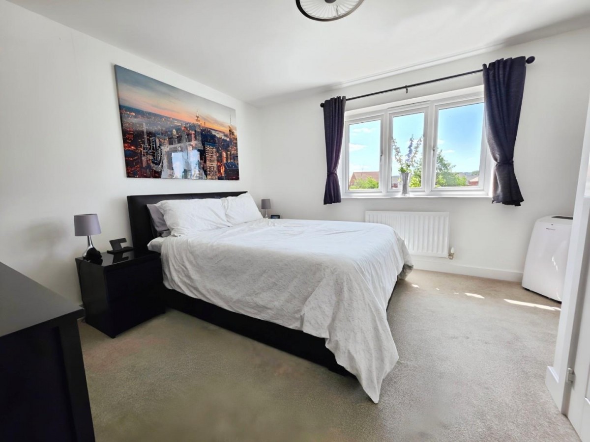 Cyril Cowley Close, Great oldbury, Stonehouse