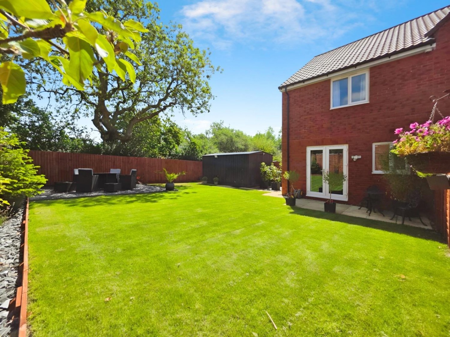 Cyril Cowley Close, Great oldbury, Stonehouse