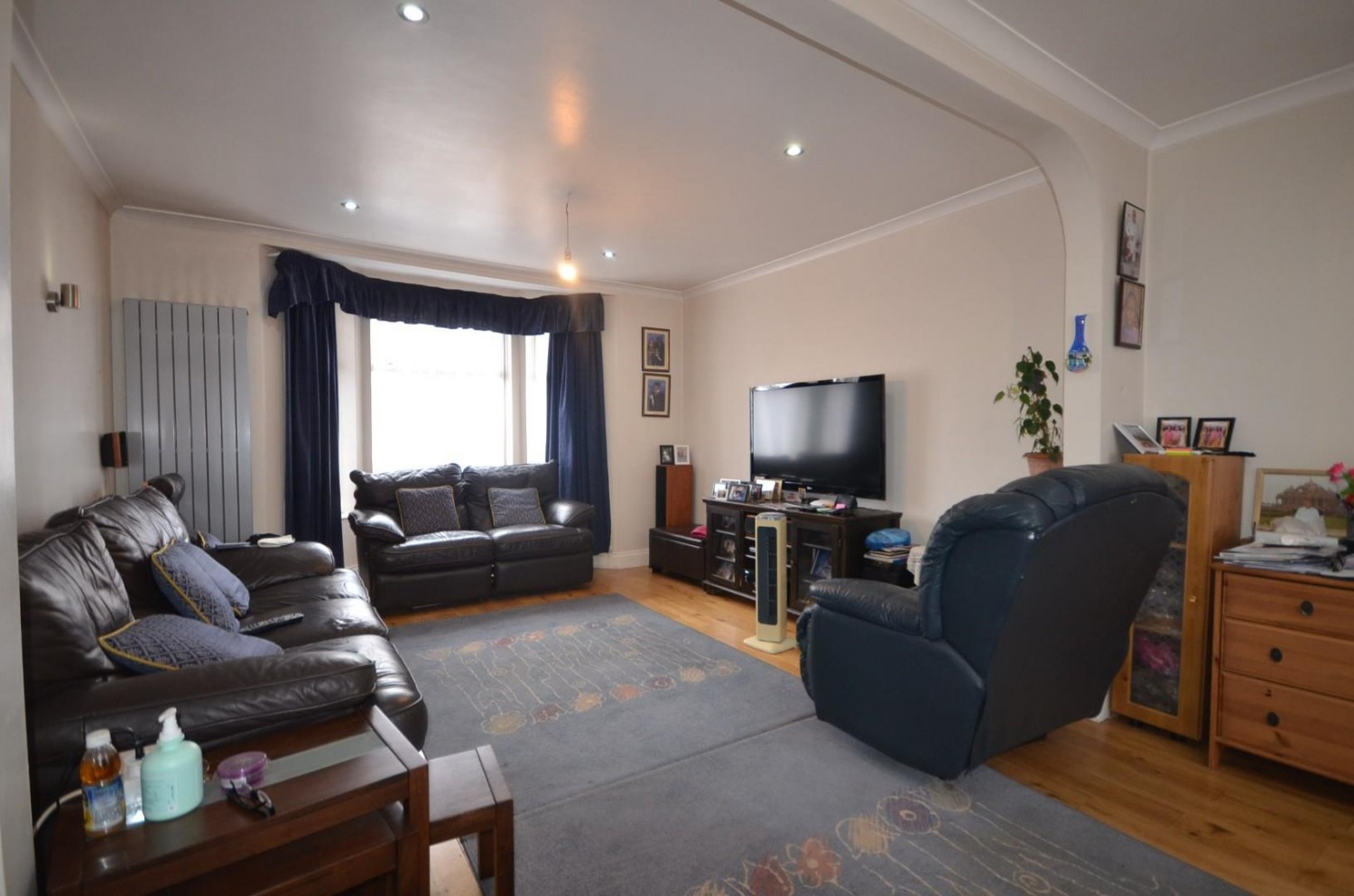 Chalfont Avenue, Wembley