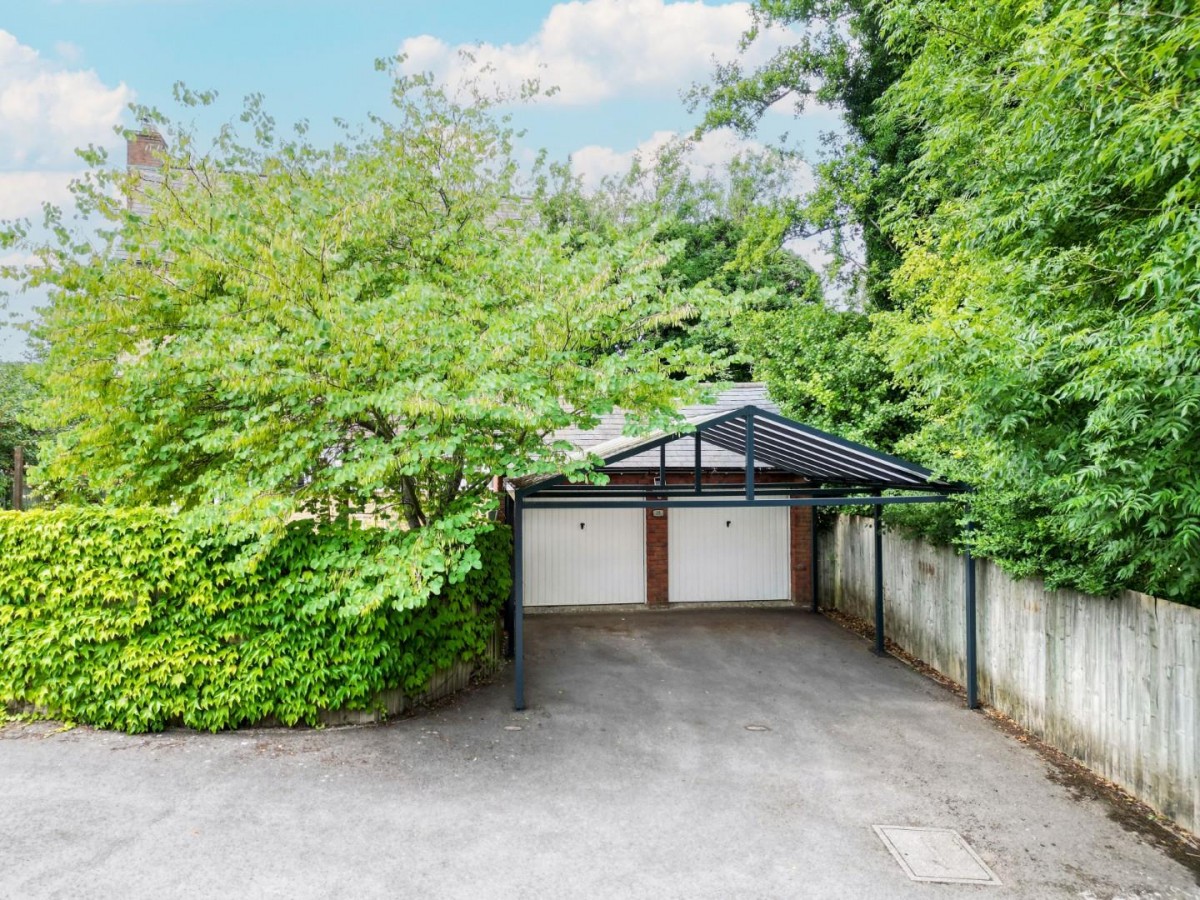 Riversmill, Dursley, GL11