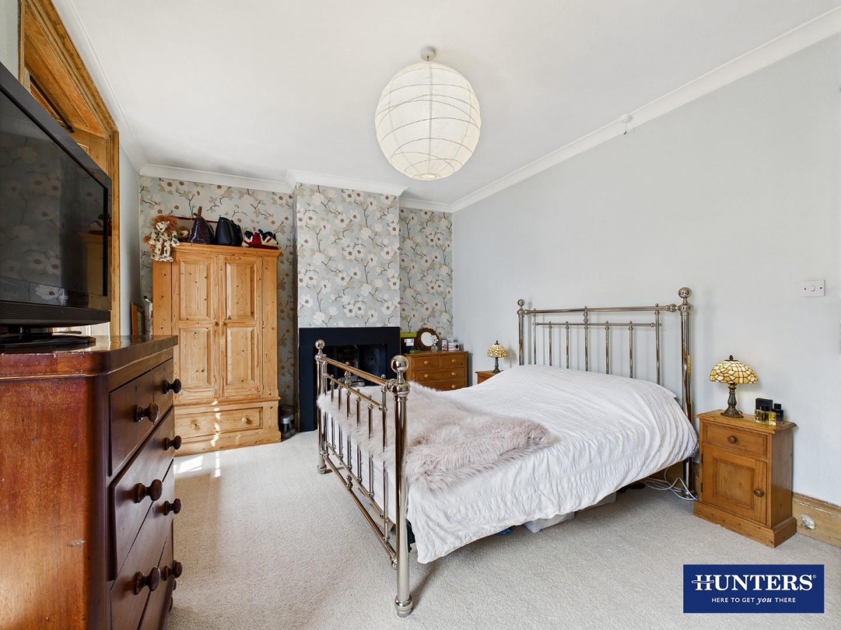 Front Street, Brampton, CA8