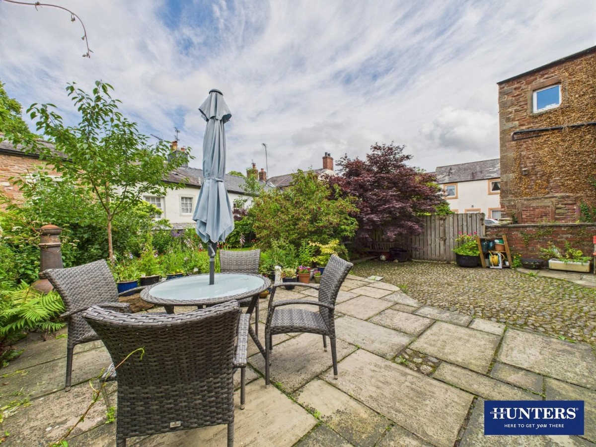 Front Street, Brampton, CA8