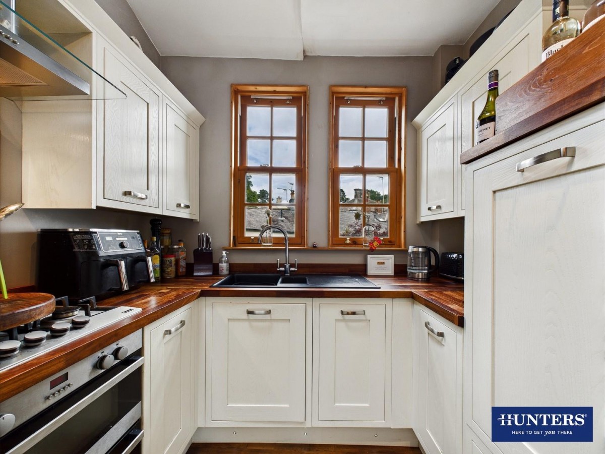 Front Street, Brampton, CA8