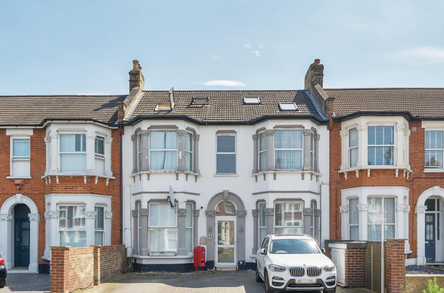 Broadfield Road, London, SE6 1ND