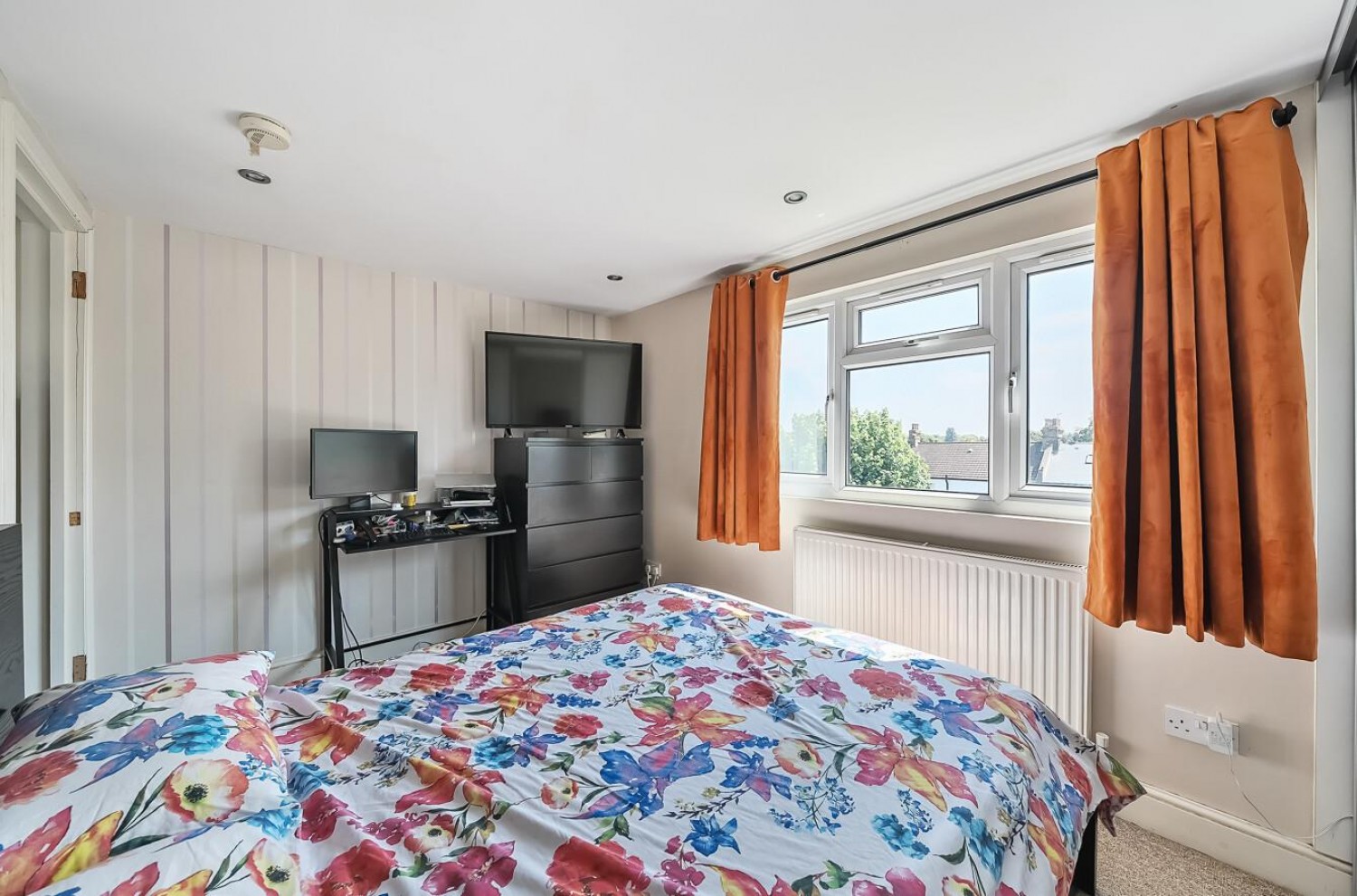 Broadfield Road, London, SE6 1ND