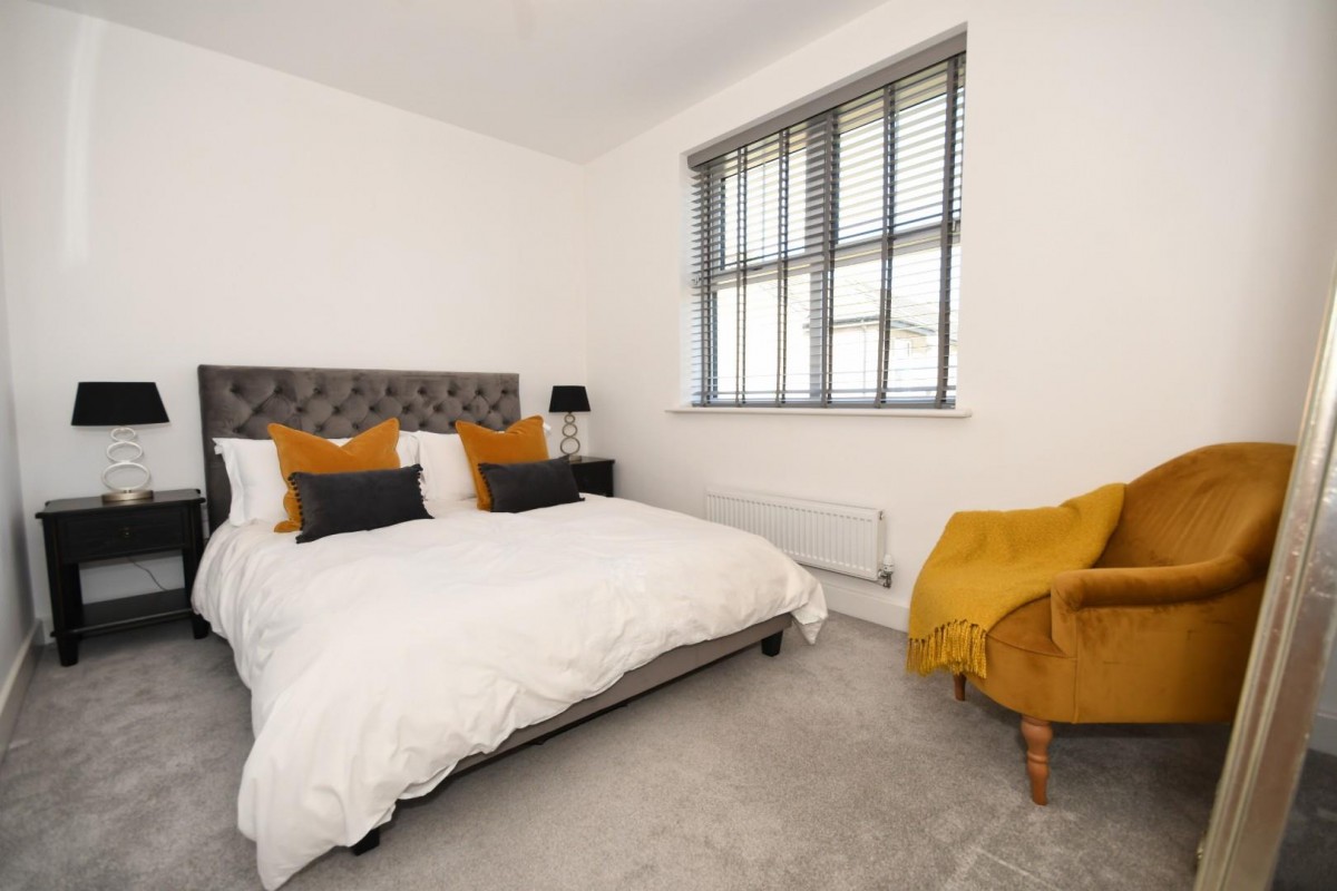 Hulford Street, Dunston, Chesterfield, S41 9SF