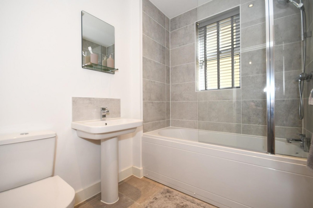 Hulford Street, Dunston, Chesterfield, S41 9SF