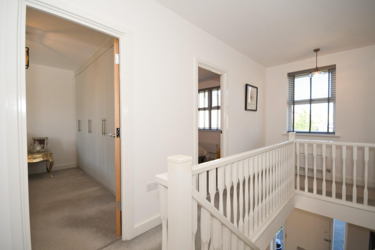 Hulford Street, Dunston, Chesterfield, S41 9SF