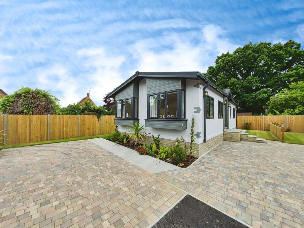 Wellington Road, Sandhurst