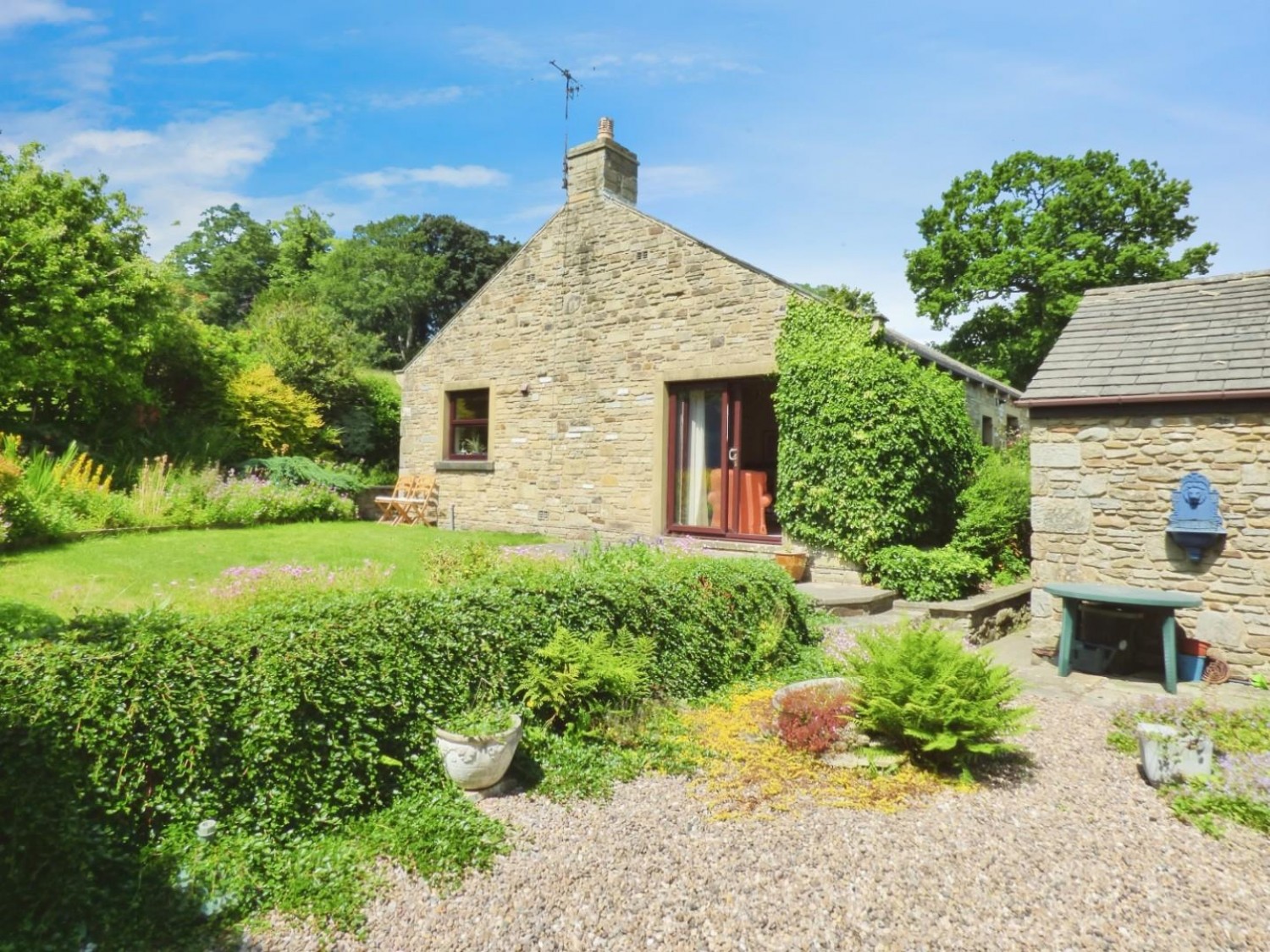 3 bedroom Bungalow for sale in West Garth, Carleton, Skipton