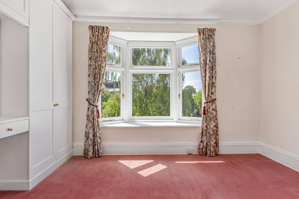 Woodwarde Road, London