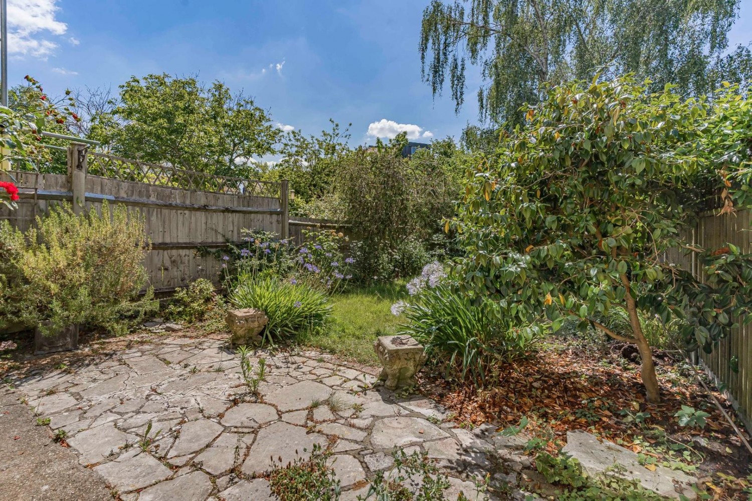 Woodwarde Road, London