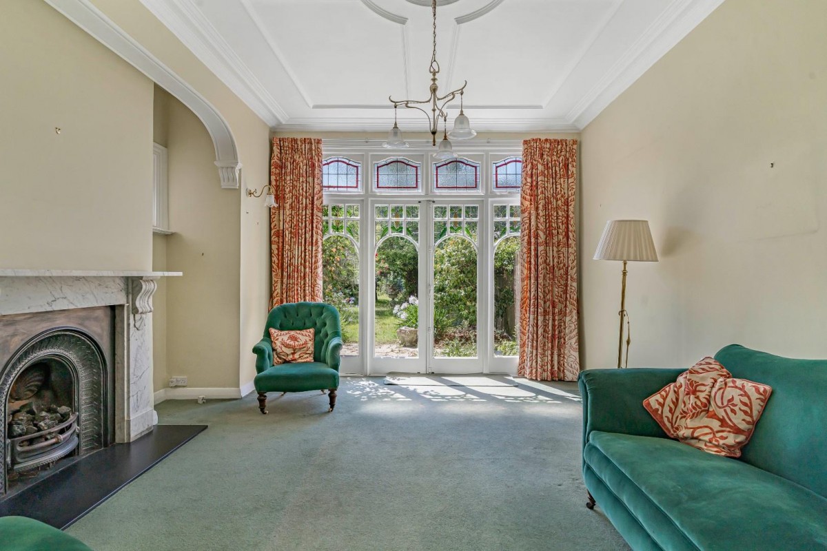 Woodwarde Road, London