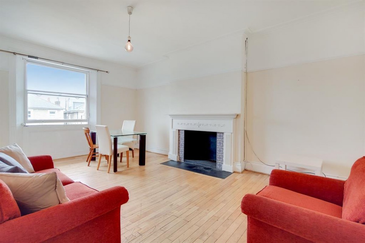 Camden Road, London NW1 9AB