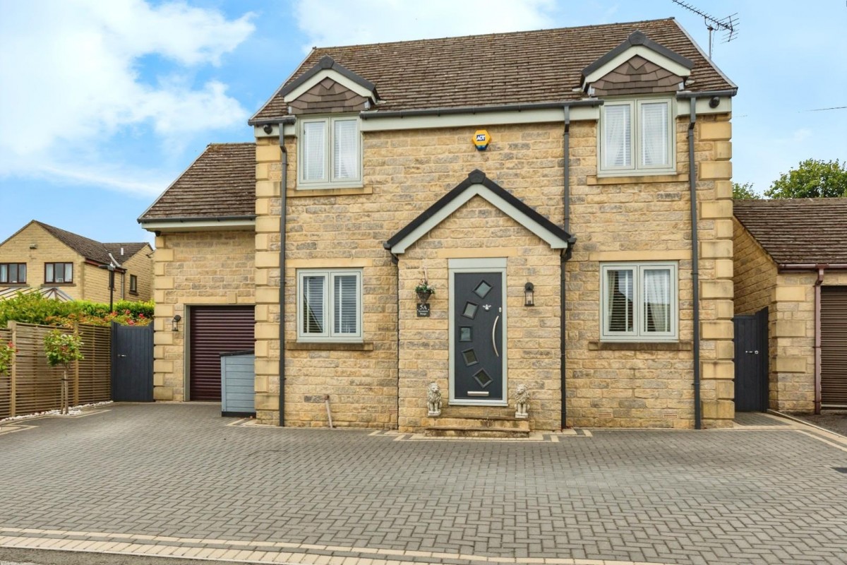 Stephen Drive, Grenoside, Sheffield, S35 8QY