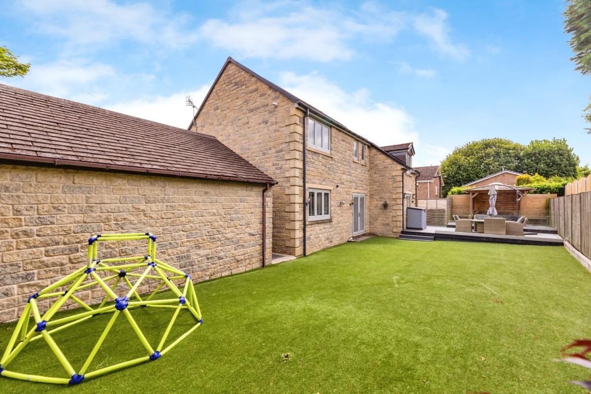 Stephen Drive, Grenoside, Sheffield, S35 8QY