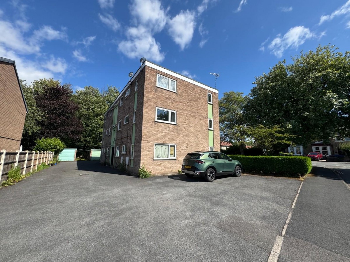 Chatsworth Court, Chatsworth Road, Brampton, Chesterfield, S40 3AP