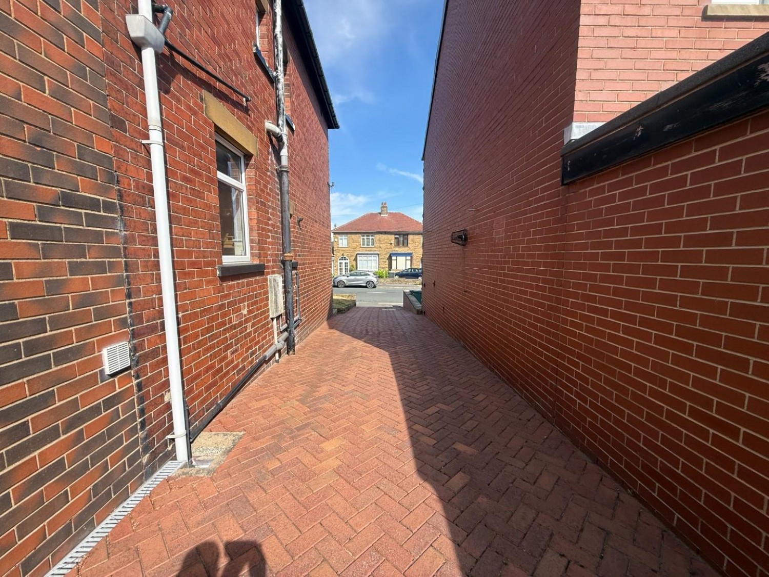 Bennett Lane, Dewsbury