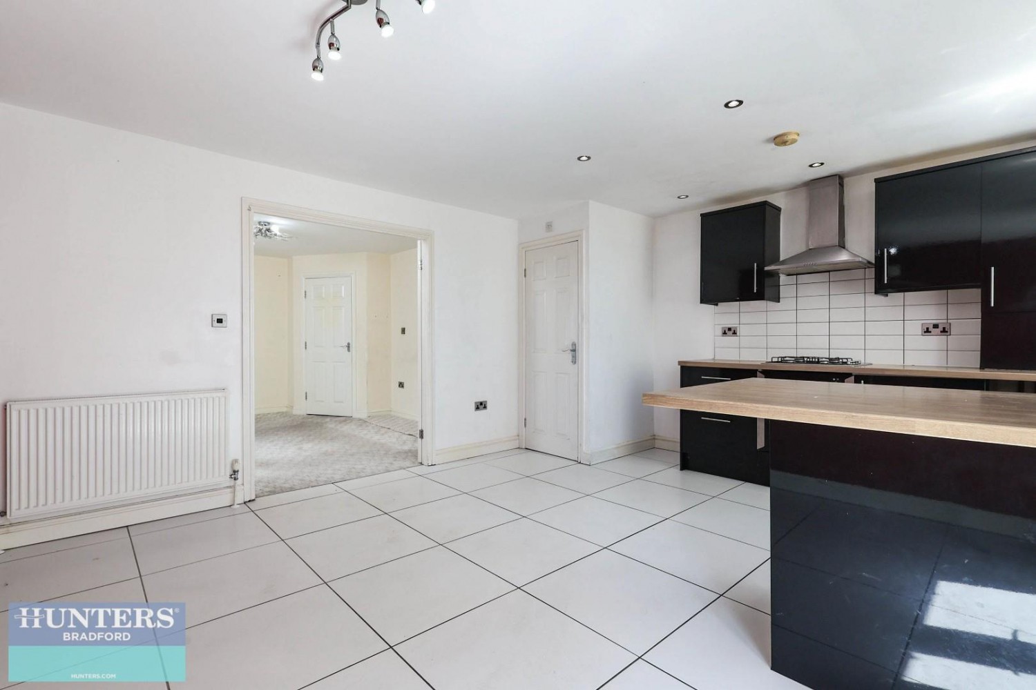 Lingwood Gardens Girlington, Bradford, West Yorkshire, BD8 9NY