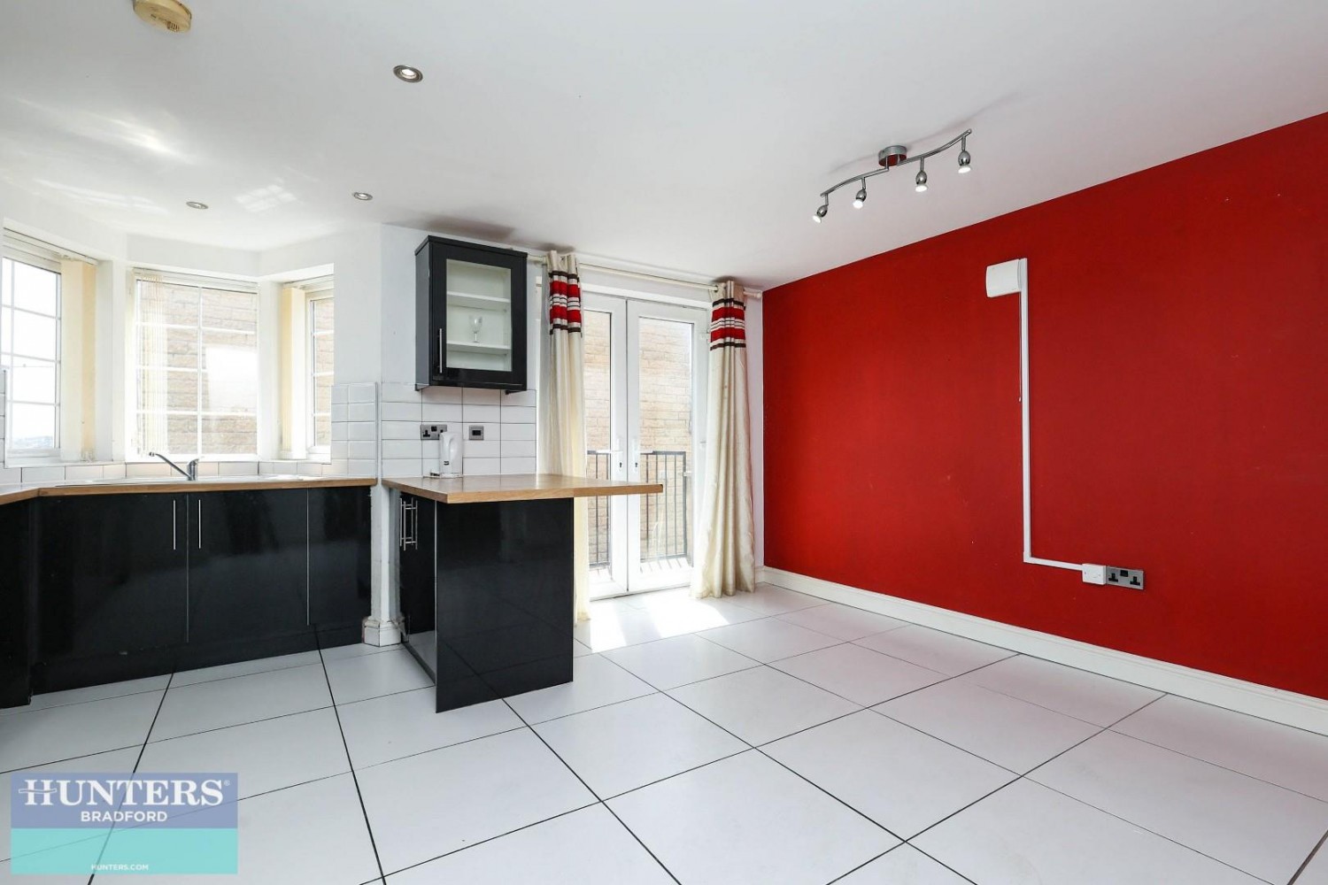 Lingwood Gardens Girlington, Bradford, West Yorkshire, BD8 9NY