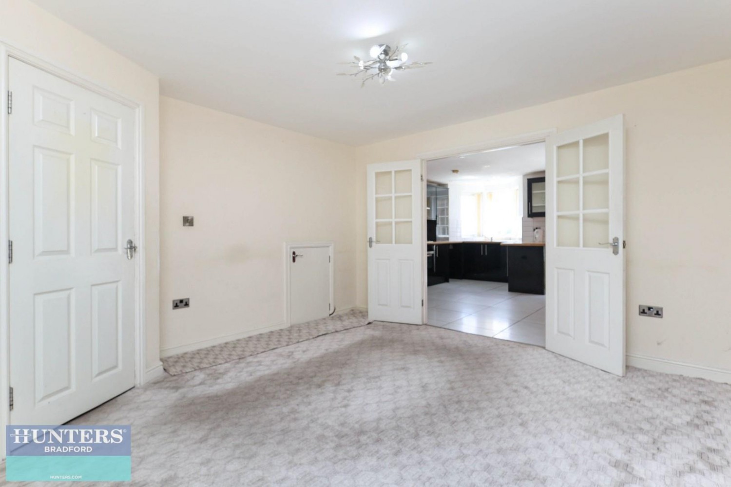 Lingwood Gardens Girlington, Bradford, West Yorkshire, BD8 9NY