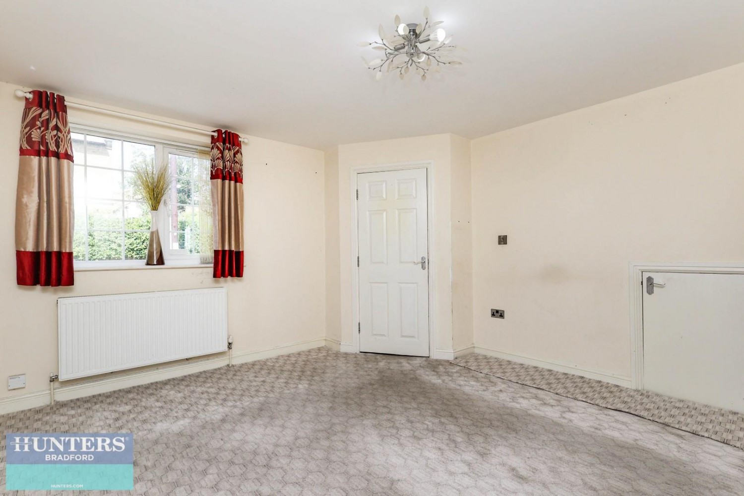 Lingwood Gardens Girlington, Bradford, West Yorkshire, BD8 9NY