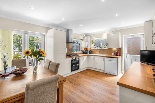 Primley Park Lane, Alwoodley, Leeds