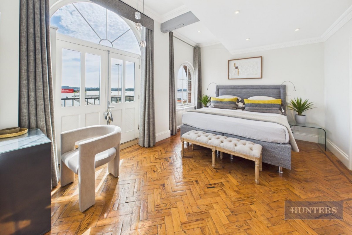 Penthouse, Porters House, Porters Lane,