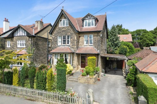 Avenue Victoria, Roundhay, Leeds, LS8 1JE