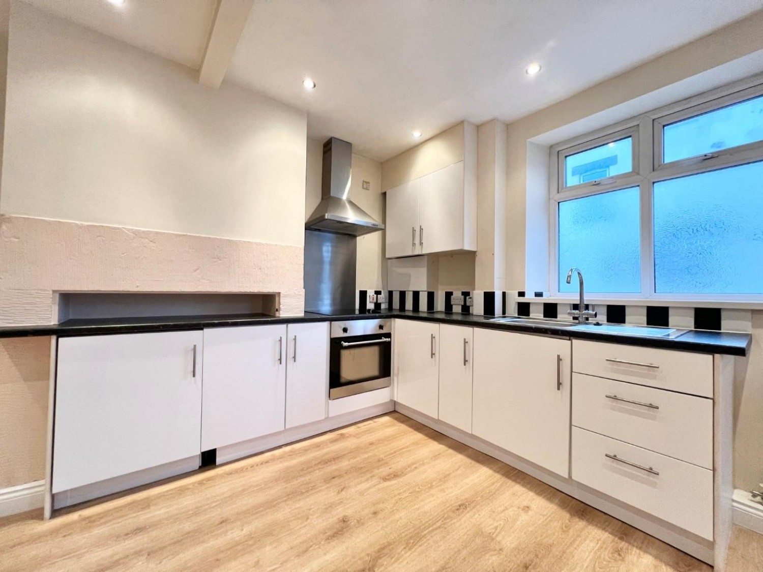 Cawthorne Road, Barugh Green, Barnsley, S75 1LQ