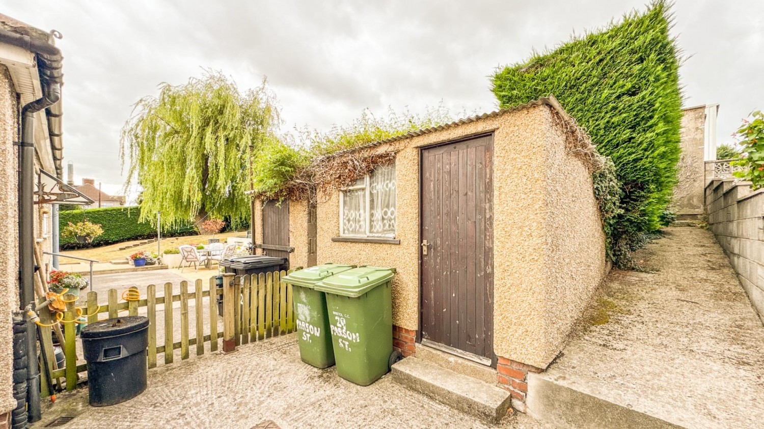 3 bedroom Bungalow for sale in Parson Street, Bedminster, BS3 5PU
