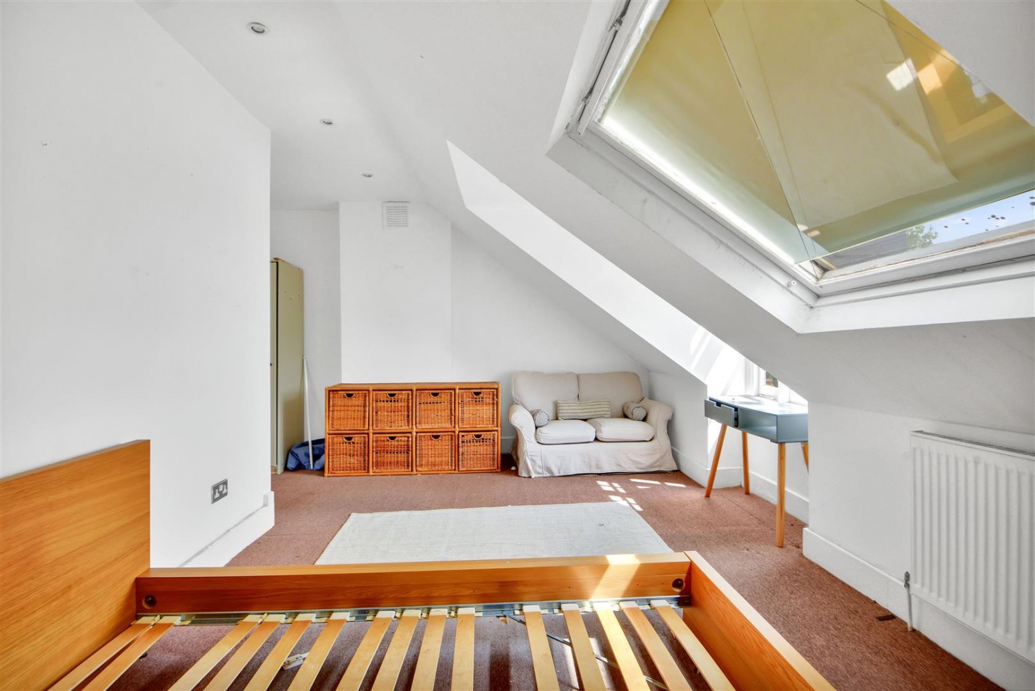 West bank, London, N16