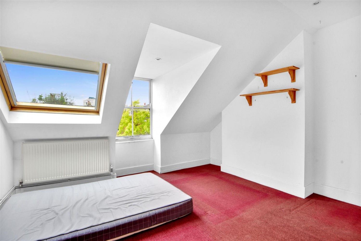 West bank, London, N16