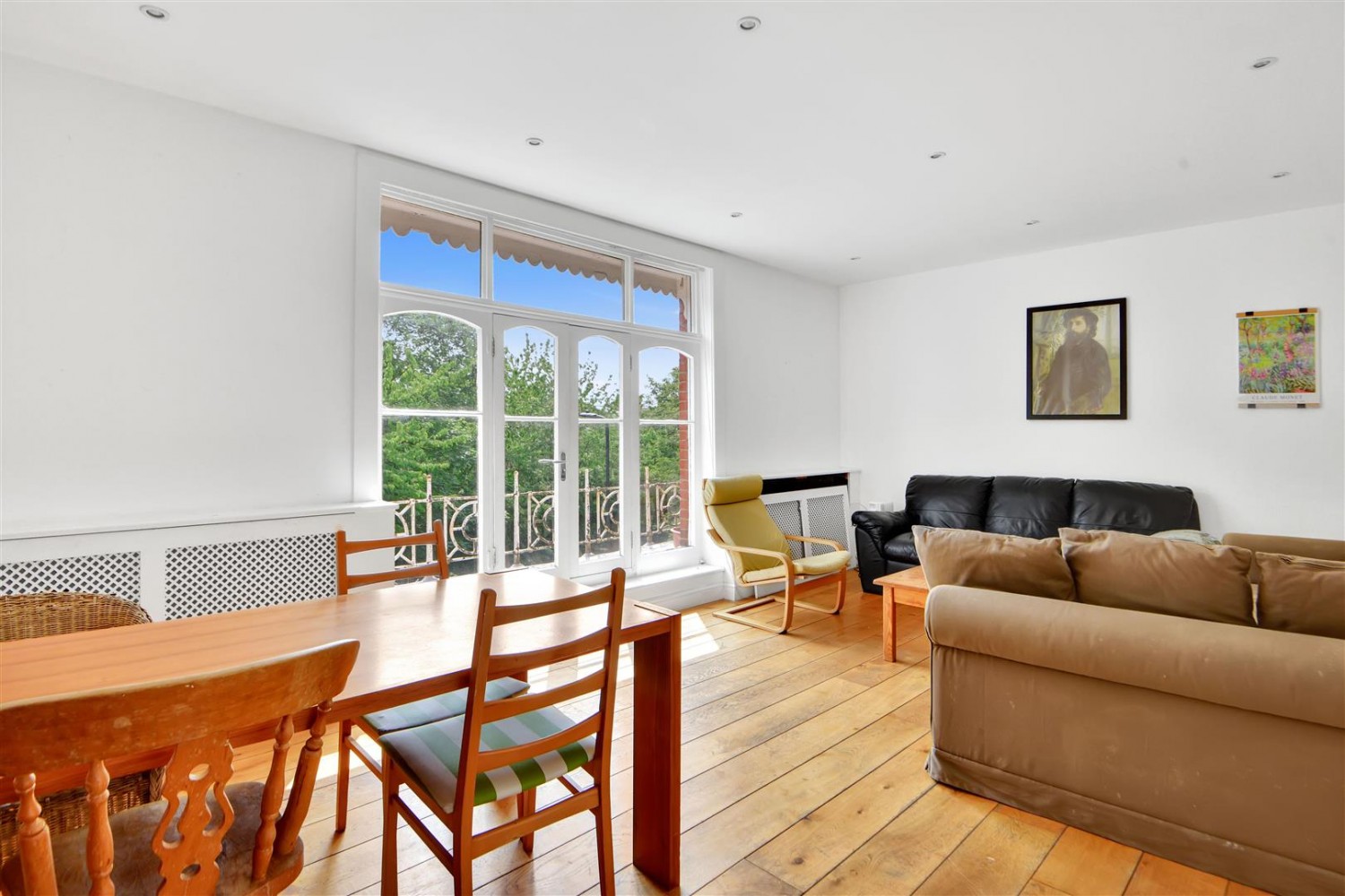 West bank, London, N16