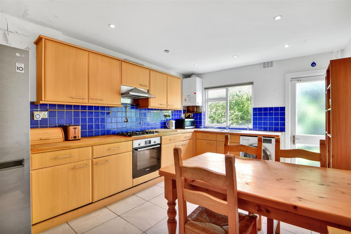 West bank, London, N16