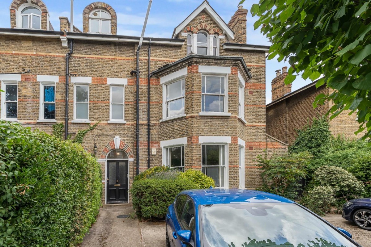 Handen Road, London, SE12 8NP
