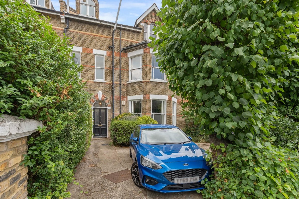 Handen Road, London, SE12 8NP