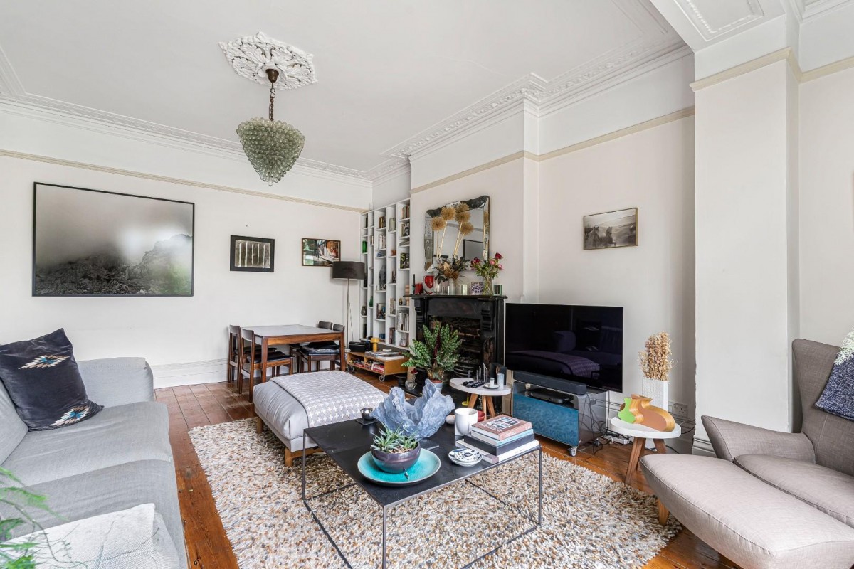 Handen Road, London, SE12 8NP