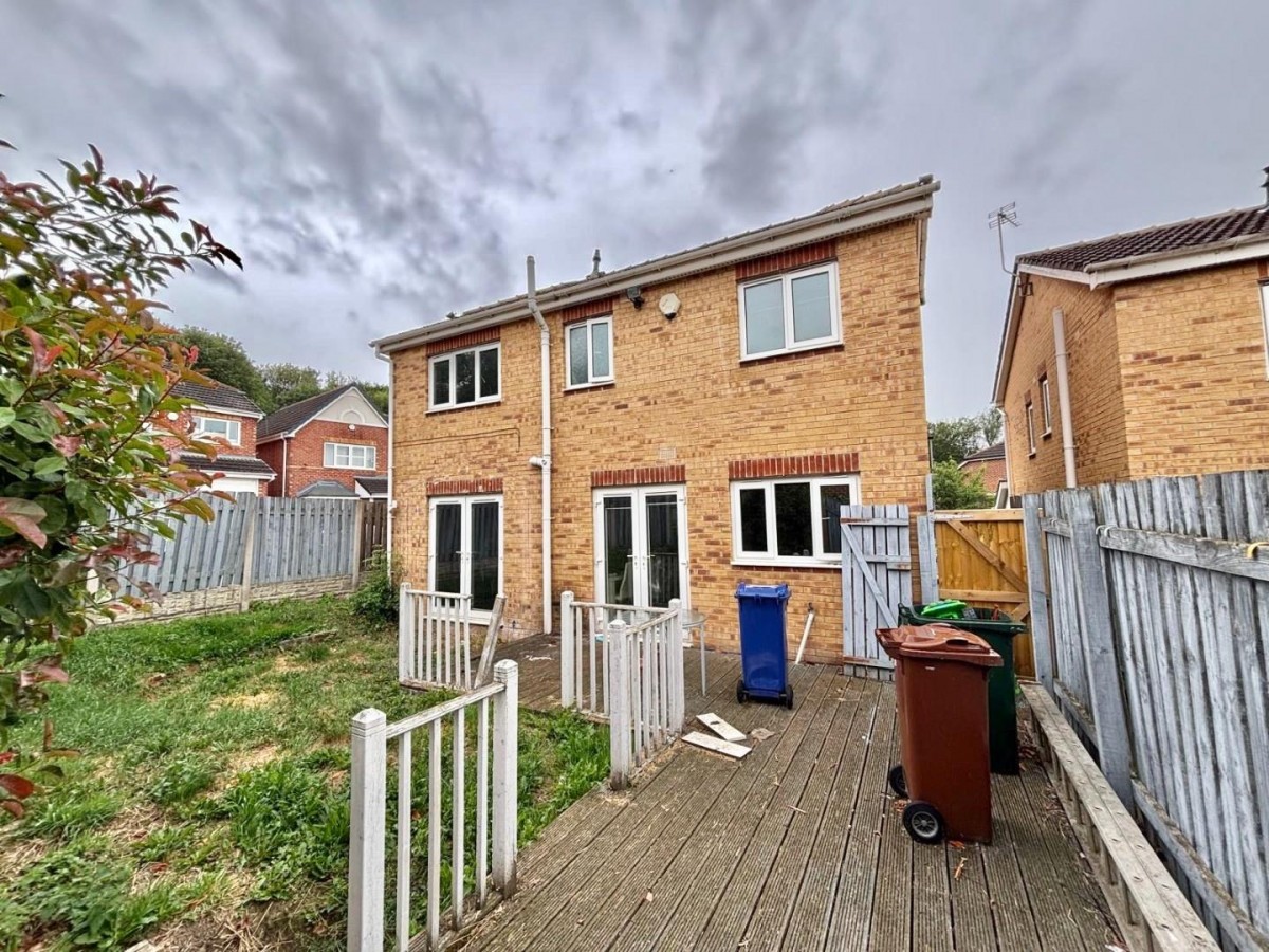 Tuscany Gardens, Barnsley